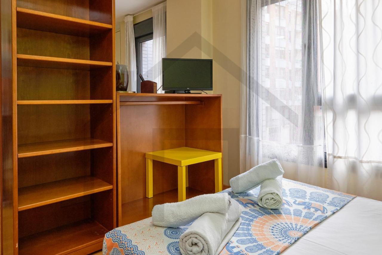 Loft En Oviedo - Ideal Para 3 Personas Exterior photo